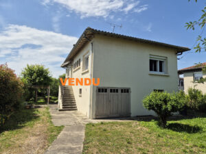 MONTAUBAN :MAISON SUR DEUX NIVEAUX D&rsquo;ENVIRON 140 M2  TERRAIN