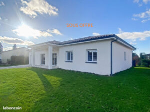 CAUSSADE CENTRE-VILLE MAISON RECENTE D’ENVIRON 126M2 SUR UN