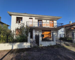 MONTAUBAN MAISON DES ANNEES 80 d’environ 110m2 + sous-sol et